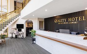 Quality Hotel Airport  3*